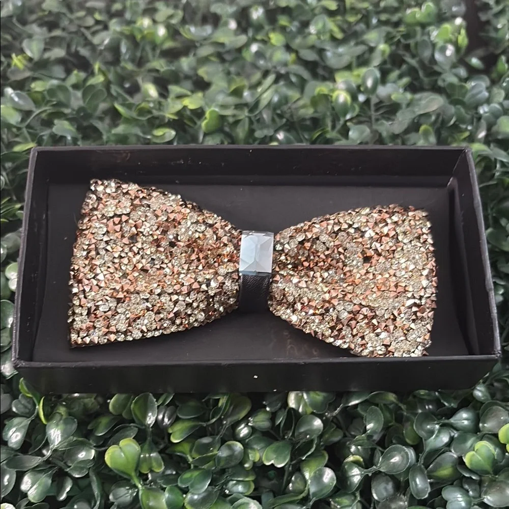 On Time Fashions Gift Box